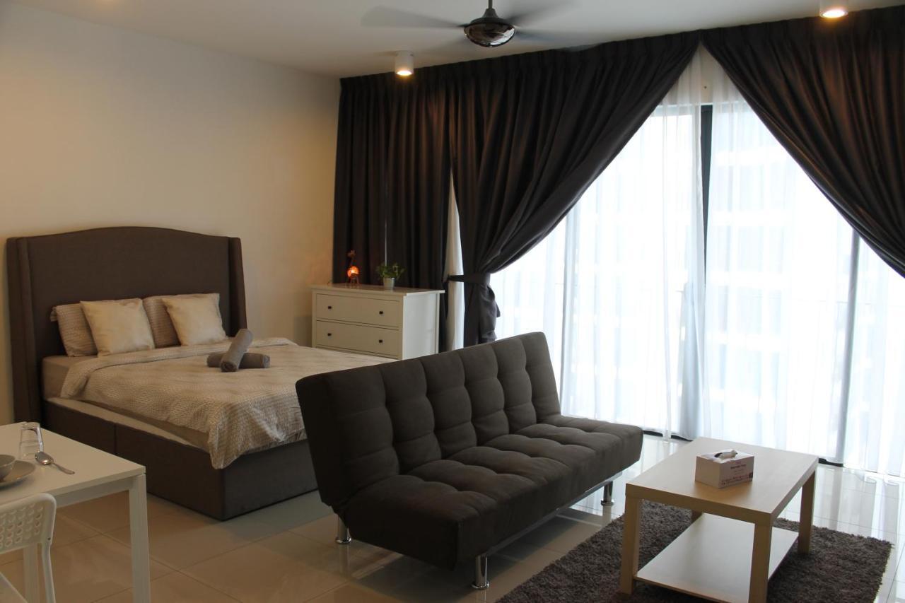 Studio Room Next To Sccc At Trefoil Setia Alam For 2-4 Pax Exterior foto